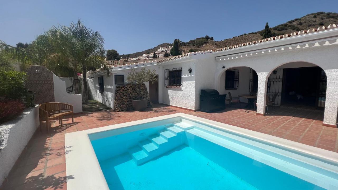 Romantic White Villa -Private Pool ネルハ エクステリア 写真